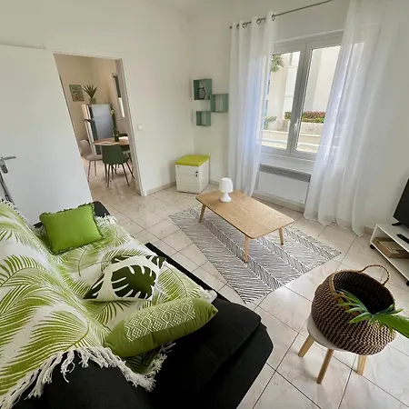 2 Pieces, Terrasse 30m2 Apartment